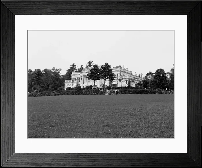 Framed Print : Bellefontaine, country home of Giraud Foster, Lenox, Mass. c.between 1910 and 1920. Creator: Unknown Framed Print : Bellefontaine, country home of Giraud Foster, Lenox, Mass. c.between 1910 and 1920. Creator: Unknown