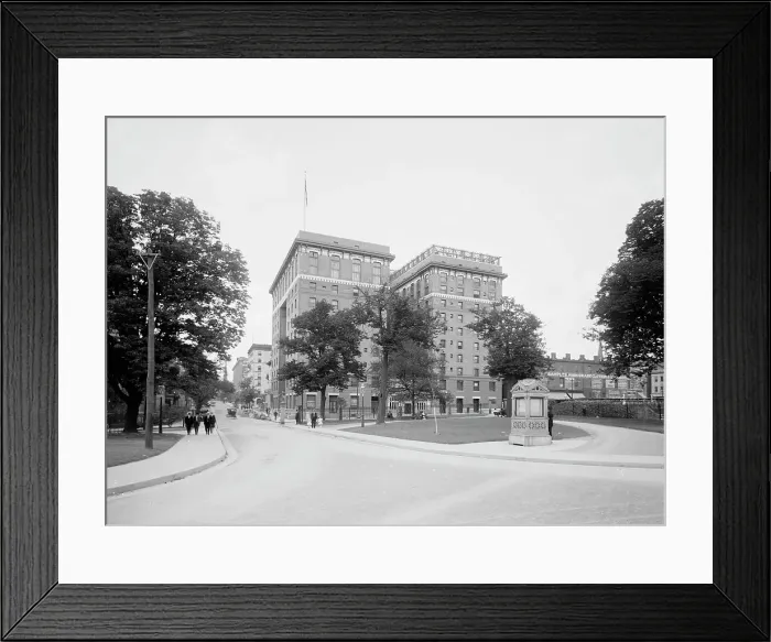 Framed Print : Hotel Richmond, Richmond, Va. c.between 1910 and 1920. Creator: Unknown Framed Print : Hotel Richmond, Richmond, Va. c.between 1910 and 1920. Creator: Unknown