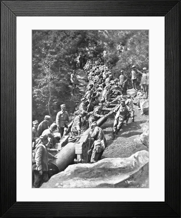 Framed Print : Les difficultes de la guetre en Montagne; une grosse piece halee a bras par 600 hommes, 1915. Creator: Robert Vaucher Framed Print : Les difficultes de la guetre en Montagne; une grosse piece halee a bras par 600 hommes, 1915. Creator: Robert Vaucher