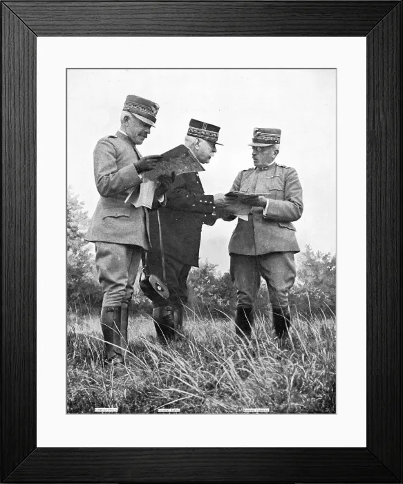 Framed Print : Sur le front Italien; L'entente des grands chefs, 1915 (1924). Creator: Unknown Framed Print : Sur le front Italien; L'entente des grands chefs, 1915 (1924). Creator: Unknown