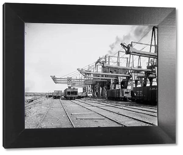 Cleveland & Pittsburgh ore docks, Cleveland, between 1900 and 1906. Creator: Unknown. Cleveland & Pittsburgh ore docks, Cleveland, between 1900 and 1906. Creator: Unknown