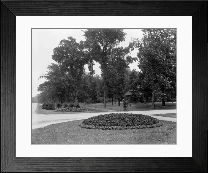 Framed Print : Belle Isle, Detroit, between 1900 and 1906. Creator: Unknown Framed Print : Belle Isle, Detroit, between 1900 and 1906. Creator: Unknown