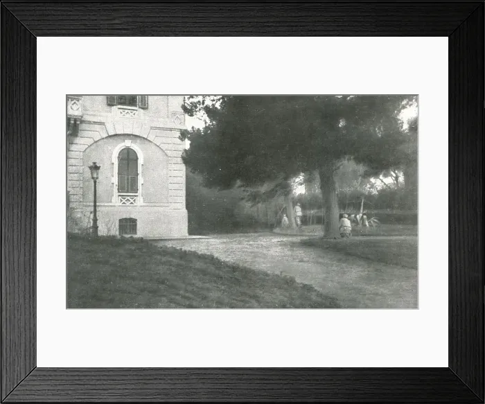 Framed Print : A Salonique; Le meme jour, a la suite de cet acte d'hostilite, le general Sarrail... 1916 (1924) Creator: Unknown Framed Print : A Salonique; Le meme jour, a la suite de cet acte d'hostilite, le general Sarrail... 1916 (1924) Creator: Unknown