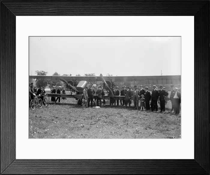 Framed Print : Curtiss Airplane Tests And Demonstrations; Twin Engine Biplane, Potomac Park, 1916. Creator: Harris & Ewing. Curtiss Airplane Tests And Demonstrations; Twin Engine Biplane, Potomac Park, 1916. Creator: Harris & Ewing Framed Print : Curtiss Airplane Tests And Demonstrations; Twin Engine Biplane, Potomac Park, 1916. Creator: Harris & Ewing. Curtiss Airplane Tests And Demonstrations; Twin Engine Biplane, Potomac Park, 1916. Creator: Harris & Ewing