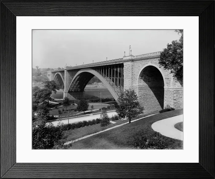 Framed Print : Washington Bridge from east end, New York, c1901. Creator: Unknown Framed Print : Washington Bridge from east end, New York, c1901. Creator: Unknown