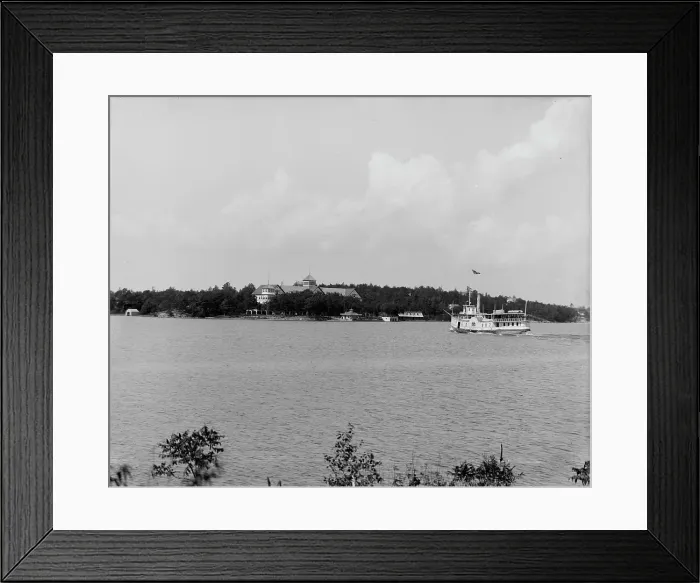 Framed Print : Murray Hill Hotel, Thousand Islands, (1901?). Creator: Unknown Framed Print : Murray Hill Hotel, Thousand Islands, (1901?). Creator: Unknown