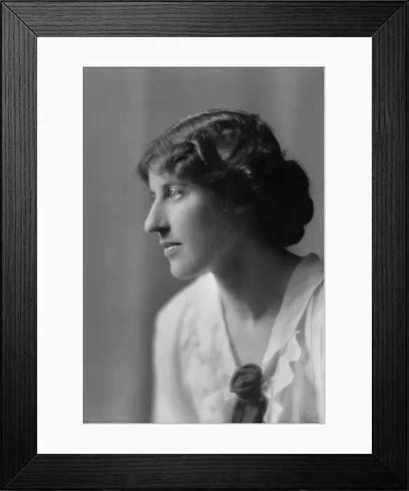 Framed Print : Milholland, Inez (Mrs. Eugene Boissevain), portrait photograph, 1914. Creator: Arnold Genthe Framed Print : Milholland, Inez (Mrs. Eugene Boissevain), portrait photograph, 1914. Creator: Arnold Genthe