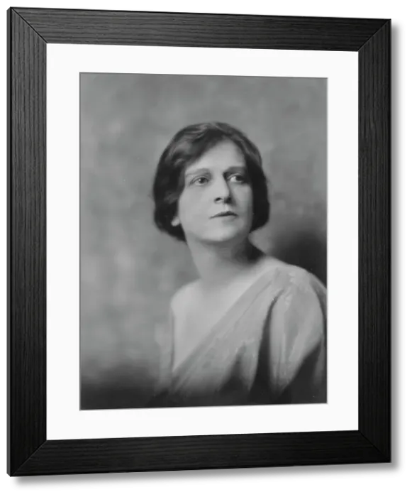 Framed Print : O'Connor, J.C. Mrs. portrait photograph, 1916. Creator: Arnold Genthe Framed Print : O'Connor, J.C. Mrs. portrait photograph, 1916. Creator: Arnold Genthe