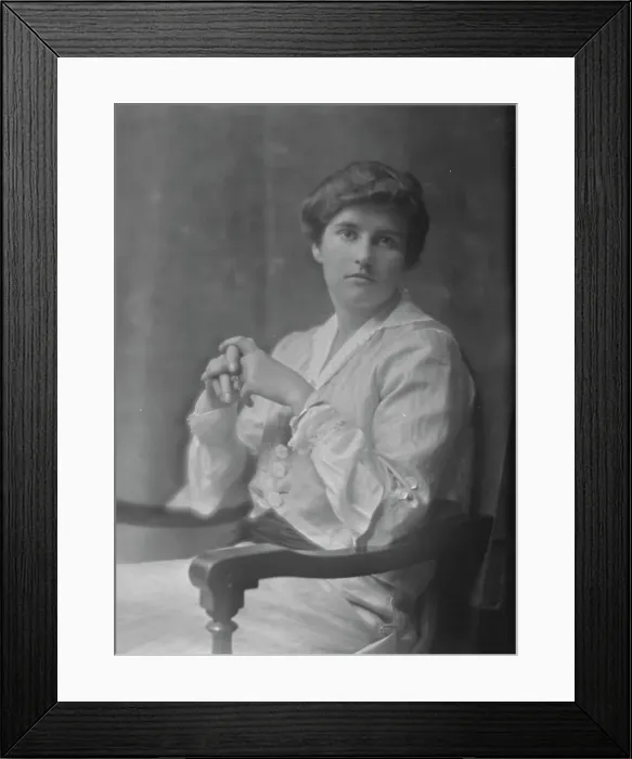 Framed Print : Parsons, W.E. Mrs. portrait photograph, 1915 July 3. Creator: Arnold Genthe Framed Print : Parsons, W.E. Mrs. portrait photograph, 1915 July 3. Creator: Arnold Genthe