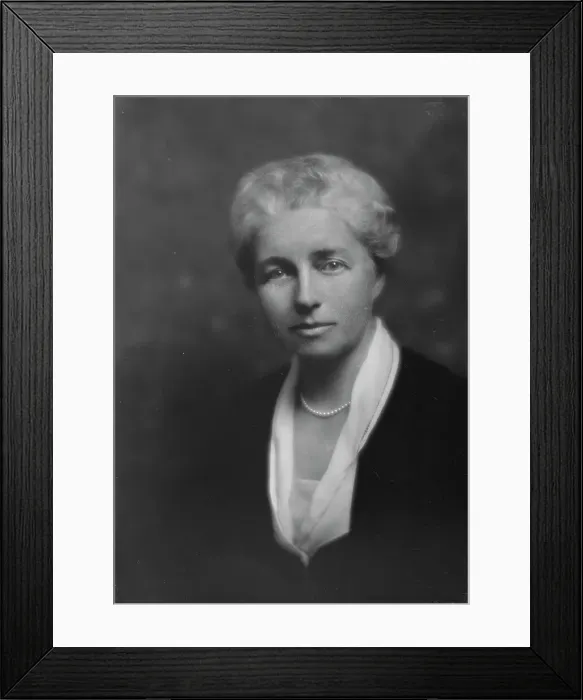Framed Print : Pyle, Graham, Mrs. portrait photograph, 1917. Creator: Arnold Genthe Framed Print : Pyle, Graham, Mrs. portrait photograph, 1917. Creator: Arnold Genthe