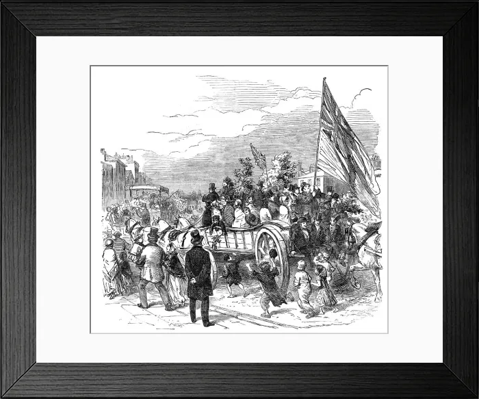 Framed Print : The Peace Commemoration - Country Visitors at the Illumination, 1856. Creator: Unknown Framed Print : The Peace Commemoration - Country Visitors at the Illumination, 1856. Creator: Unknown