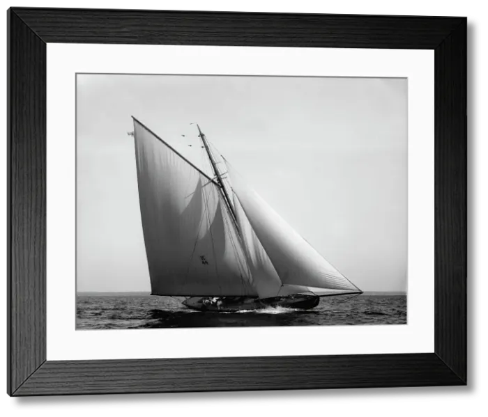 Framed Print : Vencedor, 1897 Sept 4. Creator: Johns Johnston Framed Print : Vencedor, 1897 Sept 4. Creator: Johns Johnston