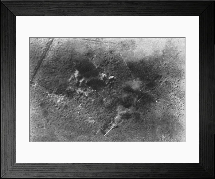 Framed Print : Le Fort de Douaumont. La veille de notre attaque, 21 mai, a 3 h. 1 / 2 du soir, 1916. Creator: Unknown Framed Print : Le Fort de Douaumont. La veille de notre attaque, 21 mai, a 3 h. 1 / 2 du soir, 1916. Creator: Unknown