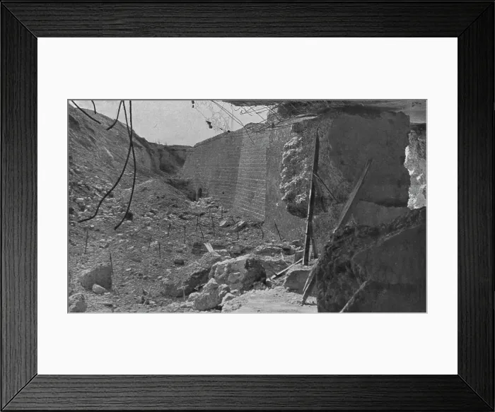 Framed Print : Le Fort de Vaux; Aspect d'un angle de l'ouvrage avec les enormes blocs de beton disloques, 1916. Creator: Unknown Framed Print : Le Fort de Vaux; Aspect d'un angle de l'ouvrage avec les enormes blocs de beton disloques, 1916. Creator: Unknown
