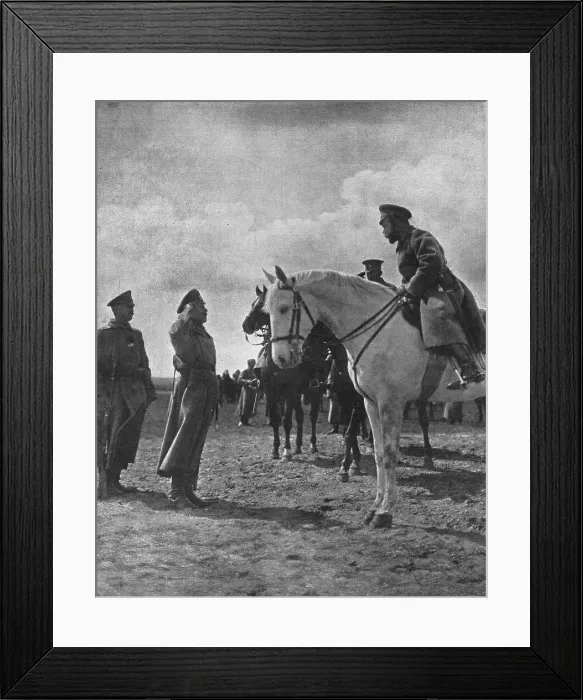 Framed Print : L'Empereur de Russie parmi ses soldats, 1916. Creator: Serge Timofeew Framed Print : L'Empereur de Russie parmi ses soldats, 1916. Creator: Serge Timofeew