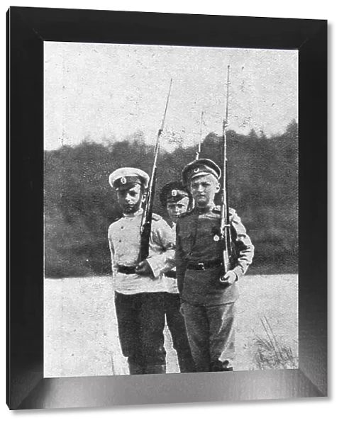 Le grand-duc heritier et ses deux compagnons de jeux militaires, 1916. Creator: Unknown