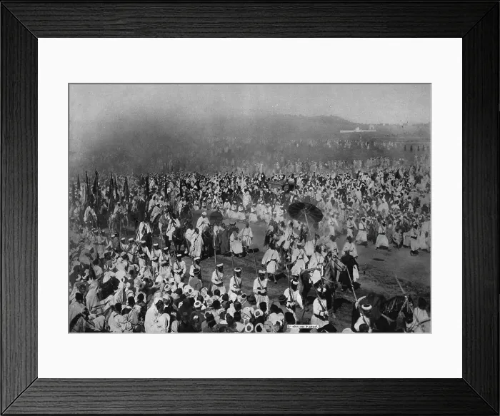 Framed Print : Entrée Solennelle a Fez (le 30 septembre) du Sultan de Maroc Moulay Youssef, 1916. Creator: Unknown Framed Print : Entrée Solennelle a Fez (le 30 septembre) du Sultan de Maroc Moulay Youssef, 1916. Creator: Unknown