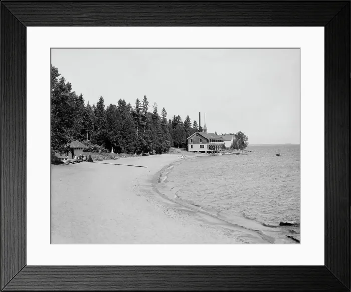 Framed Print : Beach and boat house, Hotel Champlain, N.Y. between 1900 and 1910. Creator: Unknown Framed Print : Beach and boat house, Hotel Champlain, N.Y. between 1900 and 1910. Creator: Unknown