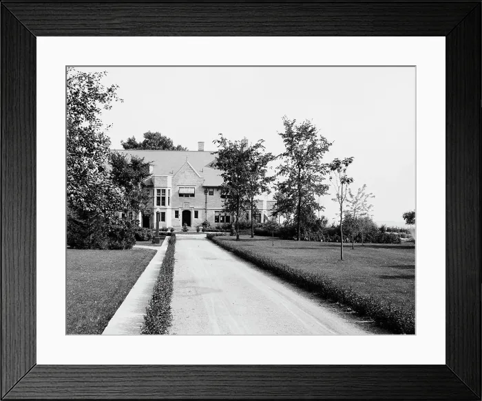 Framed Print : Mr. Swift's residence, Detroit, Mich. between 1905 and 1910. Creator: Unknown Framed Print : Mr. Swift's residence, Detroit, Mich. between 1905 and 1910. Creator: Unknown