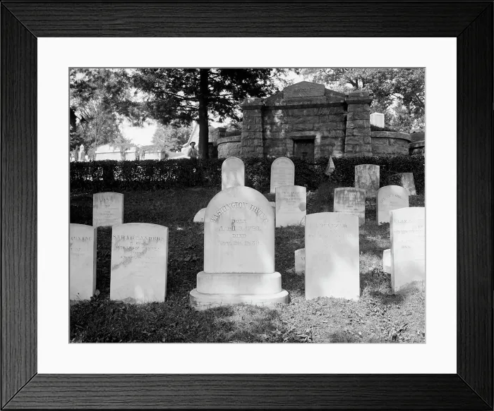 Framed Print : Washington Irving's grave, Sleepy Hollow, Tarrytown, N.Y. between 1910 and 1920. Creator: Unknown Framed Print : Washington Irving's grave, Sleepy Hollow, Tarrytown, N.Y. between 1910 and 1920. Creator: Unknown