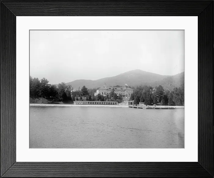 Framed Print : Fort William Henry Hotel, Lake George, N.Y. between 1900 and 1910. Creator: Unknown Framed Print : Fort William Henry Hotel, Lake George, N.Y. between 1900 and 1910. Creator: Unknown