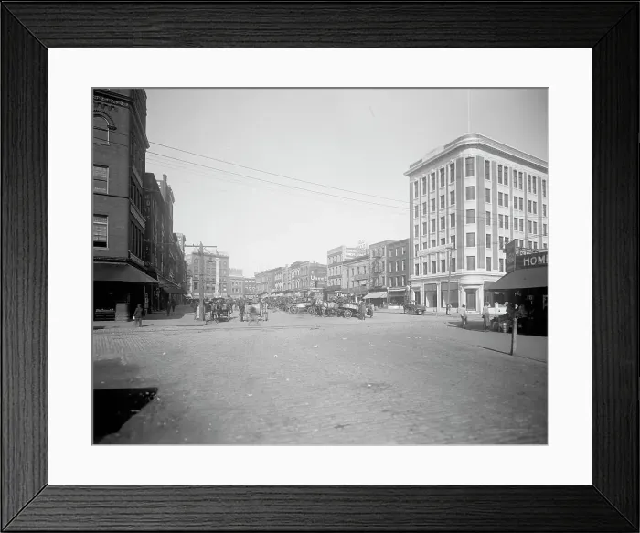 Framed Print : Commercial Place, Norfolk, Va. between 1910 and 1920. Creator: Unknown Framed Print : Commercial Place, Norfolk, Va. between 1910 and 1920. Creator: Unknown