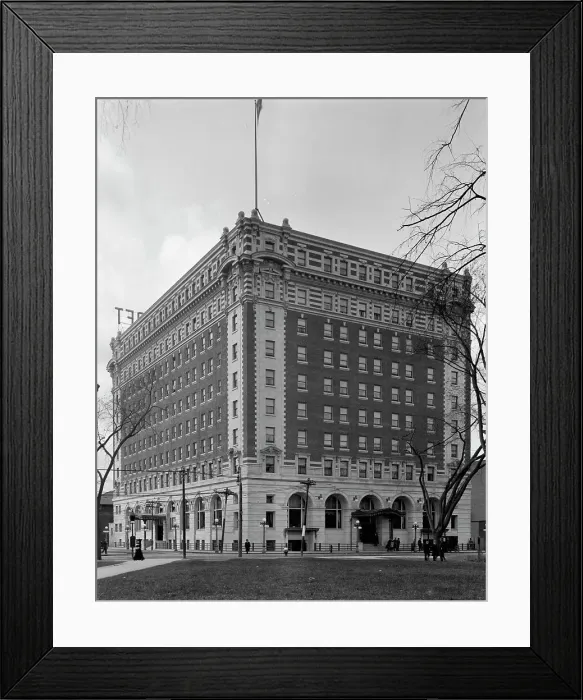 Framed Print : Hotel Bancroft, Worcester, Mass. between 1910 and 1920. Creator: Unknown Framed Print : Hotel Bancroft, Worcester, Mass. between 1910 and 1920. Creator: Unknown