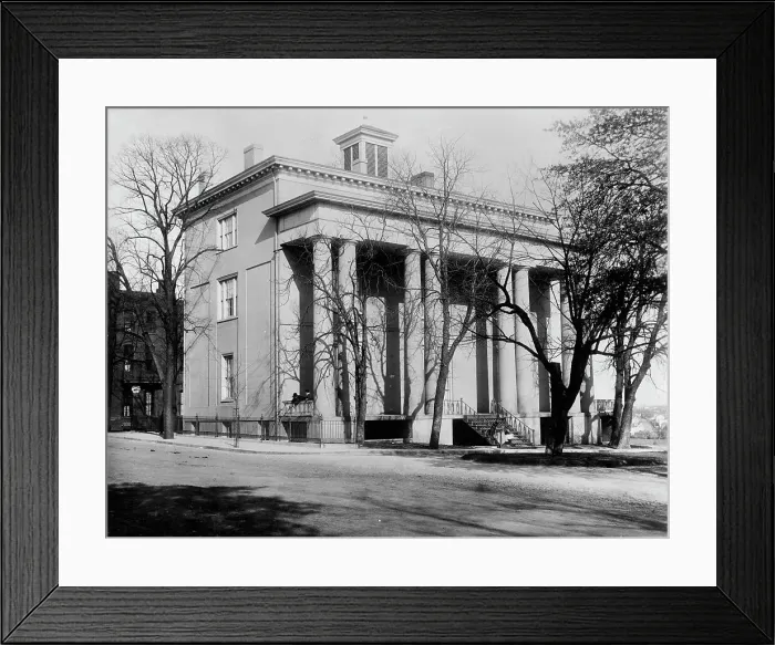 Framed Print : Confederate White House, home of Jefferson Davis in Richmond, ca 1904. Creator: Unknown Framed Print : Confederate White House, home of Jefferson Davis in Richmond, ca 1904. Creator: Unknown