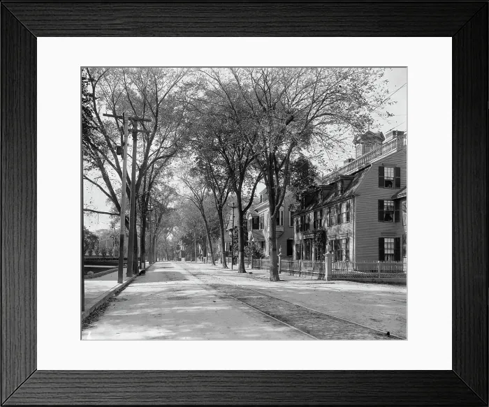 Framed Print : Islington St. Portsmouth, N.H. c1907. Creator: Unknown Framed Print : Islington St. Portsmouth, N.H. c1907. Creator: Unknown