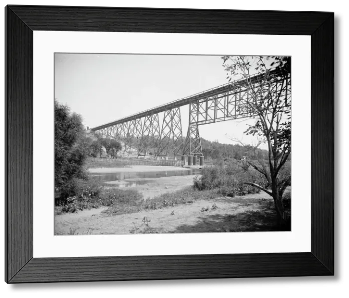 Framed Print : Steel viaduct over Des Moines River, Iowa, C. & N.W. Ry... between 1900 and 1906. Creator: William H. Jackson. Steel viaduct over Des Moines River, Iowa, C. & N.W. Ry... between 1900 and 1906. Creator: William H. Jackson Framed Print : Steel viaduct over Des Moines River, Iowa, C. & N.W. Ry... between 1900 and 1906. Creator: William H. Jackson. Steel viaduct over Des Moines River, Iowa, C. & N.W. Ry... between 1900 and 1906. Creator: William H. Jackson