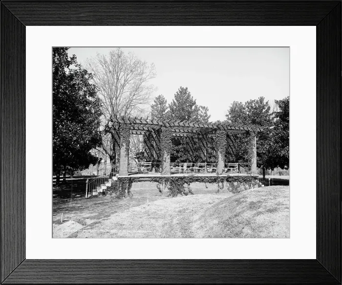 Framed Print : Rostrum, National Military Cemetery, Vicksburg, Miss. c1906. Creator: Unknown Framed Print : Rostrum, National Military Cemetery, Vicksburg, Miss. c1906. Creator: Unknown