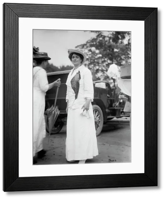 Framed Print : Laidlaw, Mrs. James Leeds, Suffragette, 1913. Creator: Harris & Ewing. Laidlaw, Mrs. James Leeds, Suffragette, 1913. Creator: Harris & Ewing Framed Print : Laidlaw, Mrs. James Leeds, Suffragette, 1913. Creator: Harris & Ewing. Laidlaw, Mrs. James Leeds, Suffragette, 1913. Creator: Harris & Ewing