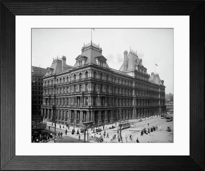 Framed Print : Federal Building, Cincinnati, Ohio, c1907. Creator: Unknown Framed Print : Federal Building, Cincinnati, Ohio, c1907. Creator: Unknown