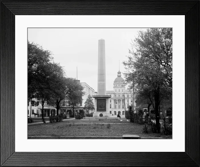 Framed Print : Green [sic] monument and City Hall, Savannah, Ga. between 1900 and 1910. Creator: Unknown