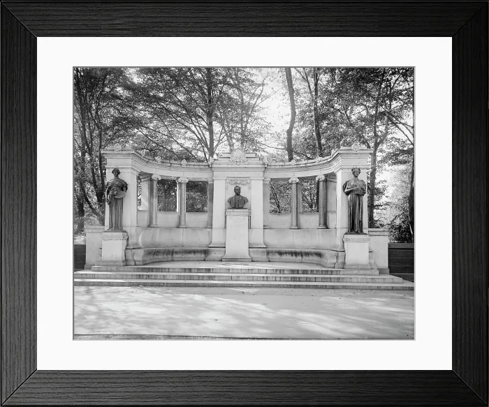 Framed Print : Richard Morris Hunt Memorial, New York, N.Y. between 1900 and 1910. Creator: Unknown Framed Print : Richard Morris Hunt Memorial, New York, N.Y. between 1900 and 1910. Creator: Unknown