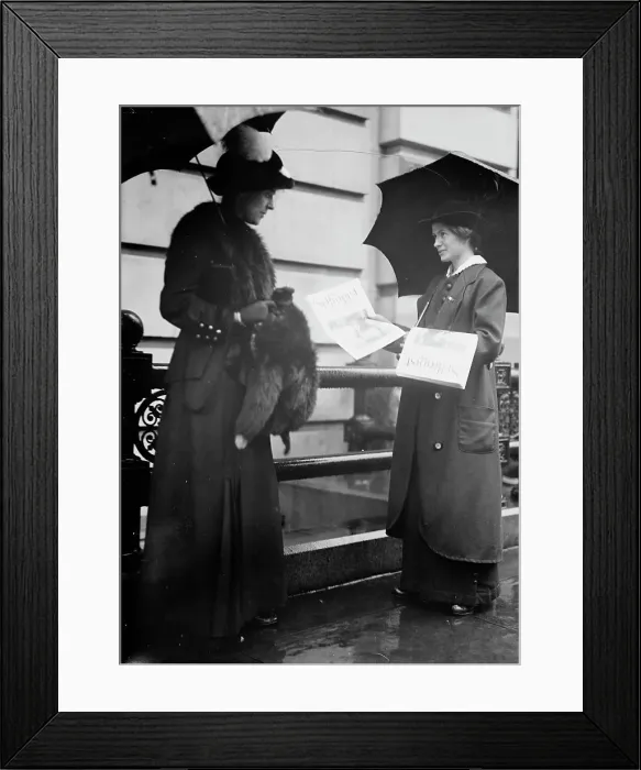 Framed Print : Woman Suffrage - Selling The Suffragist, 1914. Creator: Harris & Ewing. Woman Suffrage - Selling The Suffragist, 1914. Creator: Harris & Ewing Framed Print : Woman Suffrage - Selling The Suffragist, 1914. Creator: Harris & Ewing. Woman Suffrage - Selling The Suffragist, 1914. Creator: Harris & Ewing