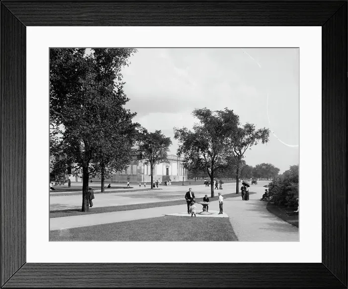 Framed Print : Driveway near Field Museum [of Natural History], Jackson Park, Chicago, Ill. c1907. Creator: Unknown