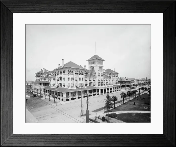 Framed Print : Windsor Hotel, Jacksonville, Florida, between 1900 and 1910. Creator: Unknown Framed Print : Windsor Hotel, Jacksonville, Florida, between 1900 and 1910. Creator: Unknown