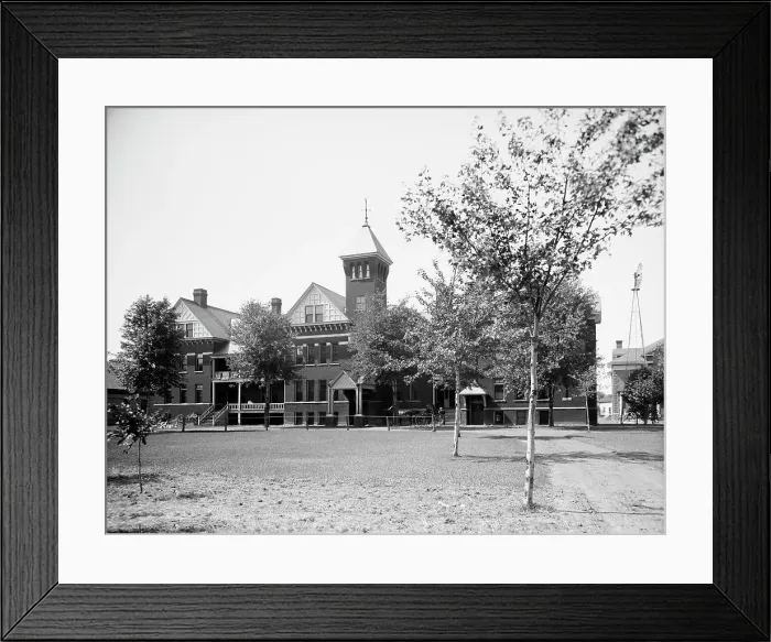 Framed Print : Saginaw General Hospital, Saginaw, Mich. between 1900 and 1910. Creator: Unknown Framed Print : Saginaw General Hospital, Saginaw, Mich. between 1900 and 1910. Creator: Unknown