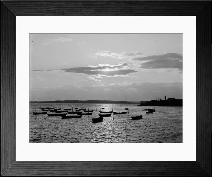 Framed Print : Sunset off Fort McHenry, Baltimore, Md. c1906. Creator: Unknown Framed Print : Sunset off Fort McHenry, Baltimore, Md. c1906. Creator: Unknown