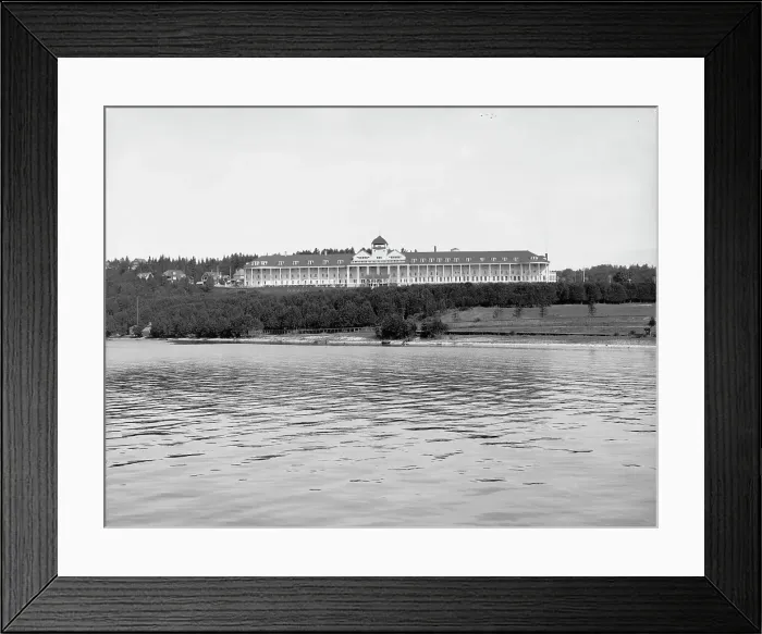 Framed Print : Grand Hotel, Mackinac Island, Mich. between 1900 and 1906. Creator: Unknown Framed Print : Grand Hotel, Mackinac Island, Mich. between 1900 and 1906. Creator: Unknown