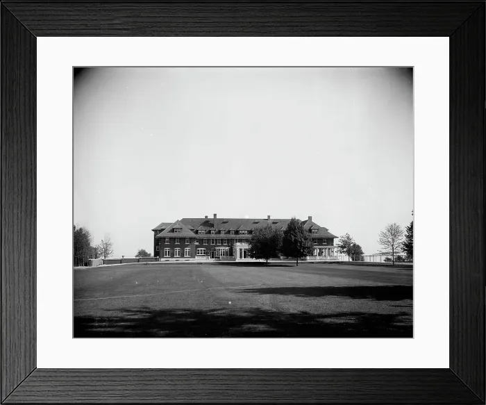 Framed Print : Country club, Grosse Pointe, Detroit, Mich. c1908. Creator: Unknown Framed Print : Country club, Grosse Pointe, Detroit, Mich. c1908. Creator: Unknown