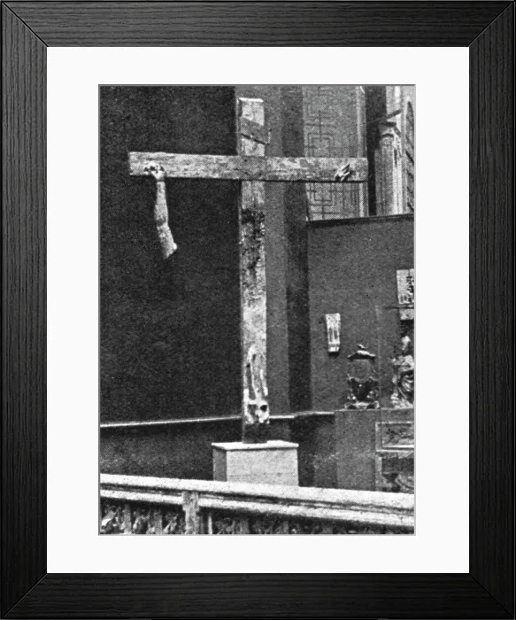 Framed Print : L'Exposition des oeuvres d'art mutilees ou provenant des regions devastees... 1916. Creator: Unknown Framed Print : L'Exposition des oeuvres d'art mutilees ou provenant des regions devastees... 1916. Creator: Unknown