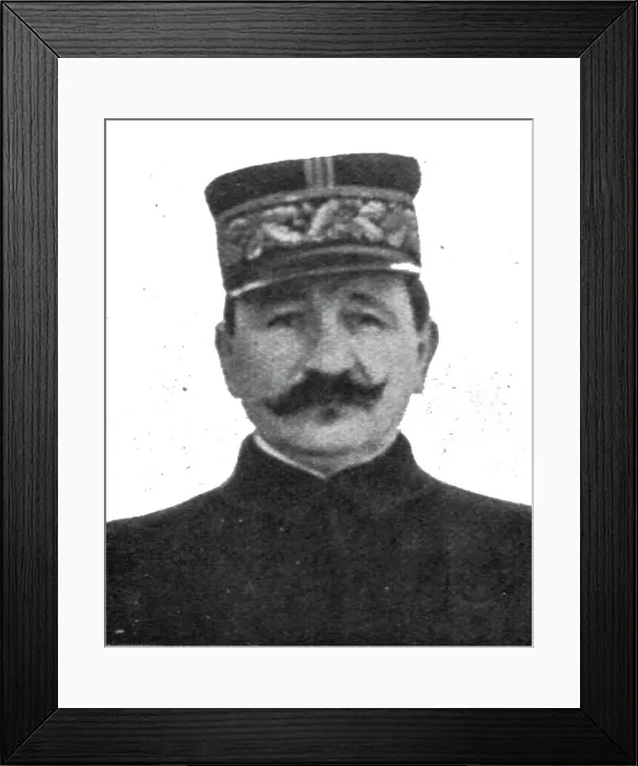 Framed Print : Le general Aime; Officier general de la plus haute valeur militaire et morale, 1916. Creator: Unknown Framed Print : Le general Aime; Officier general de la plus haute valeur militaire et morale, 1916. Creator: Unknown