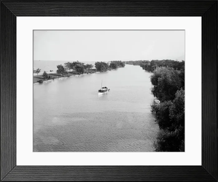 Framed Print : View in Lincoln Park, Chicago, Ill. c1905. Creator: Unknown Framed Print : View in Lincoln Park, Chicago, Ill. c1905. Creator: Unknown