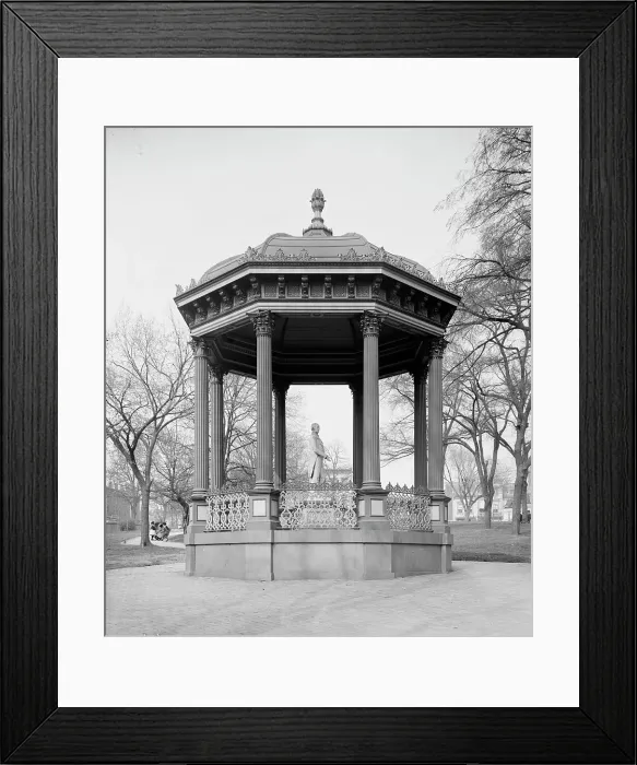 Framed Print : Henry Clay Monument, Richmond, Va. c1905. Creator: Unknown Framed Print : Henry Clay Monument, Richmond, Va. c1905. Creator: Unknown