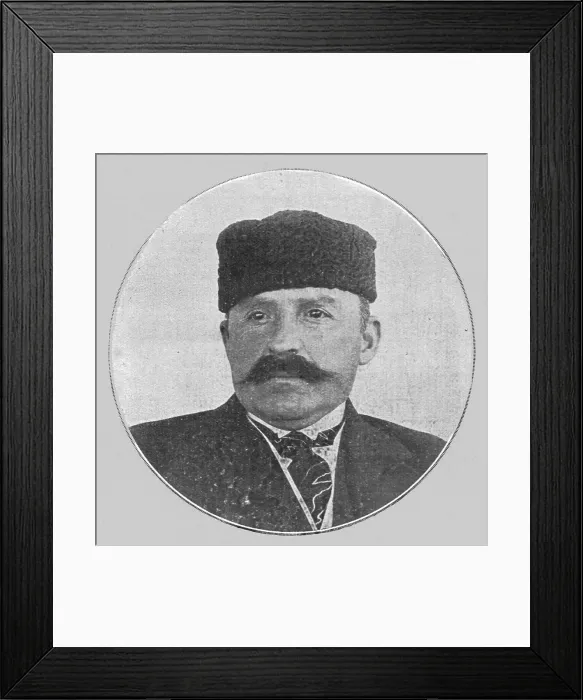 Framed Print : Essad Pacha et ses Albanais, octobre 1916, 1916. Creator: Unknown Framed Print : Essad Pacha et ses Albanais, octobre 1916, 1916. Creator: Unknown