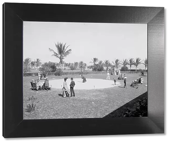 Clock golf at the Royal Palm [Hotel], Miami, Fla. c1905. Creator: Unknown
