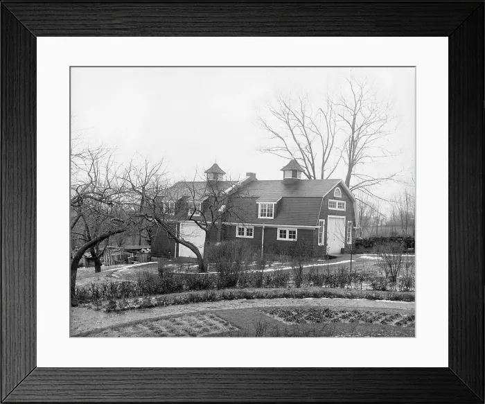 Framed Print : Carriage house and grounds at club, New York City, between 1900 and 1910. Creator: Unknown Framed Print : Carriage house and grounds at club, New York City, between 1900 and 1910. Creator: Unknown