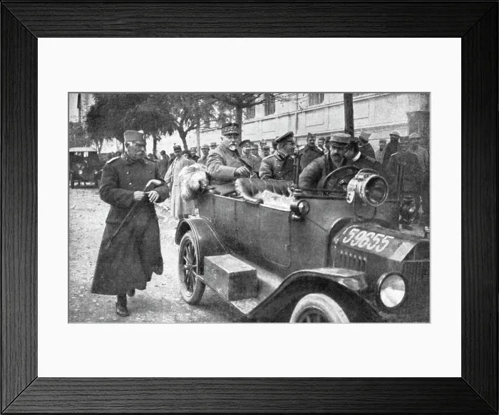Framed Print : Les allies a Monastir; Le general francais Le Blois et le general russe Didericks, don't... 1916. Creator: Unknown Framed Print : Les allies a Monastir; Le general francais Le Blois et le general russe Didericks, don't... 1916. Creator: Unknown